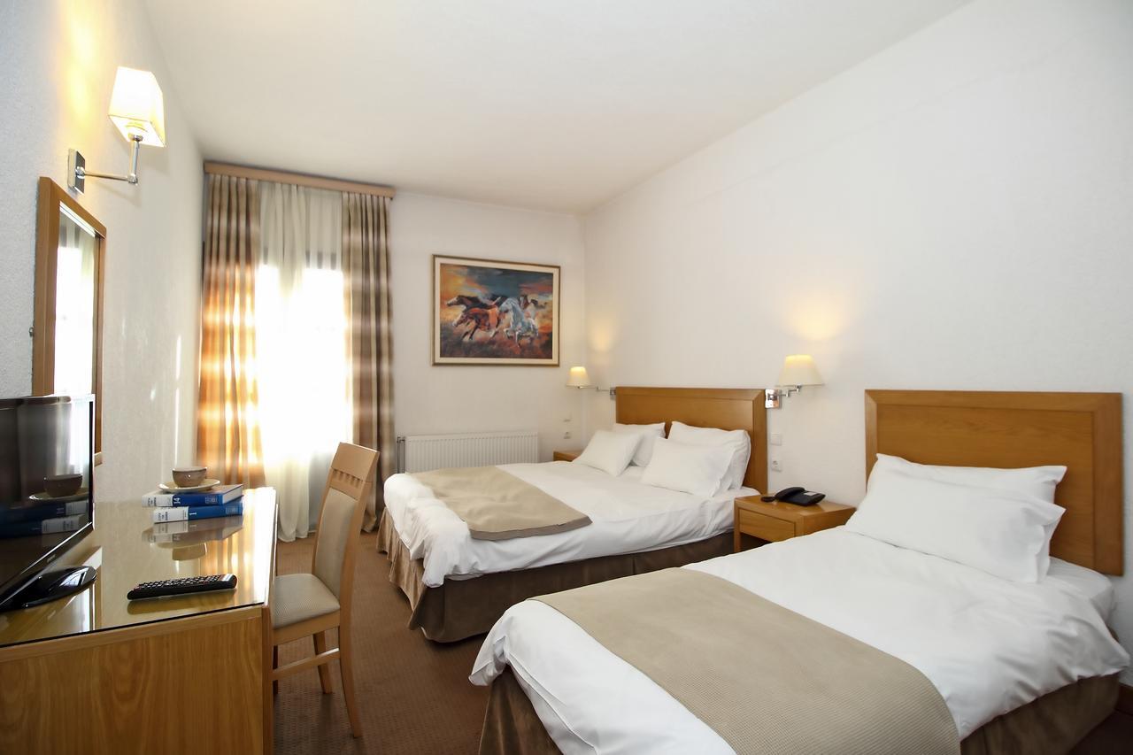 Boutique Hotel Parnassia Arachova Exterior photo